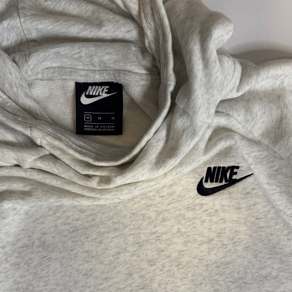 Nike Light Gray Pullover Hoodie - Picture 2 of 4